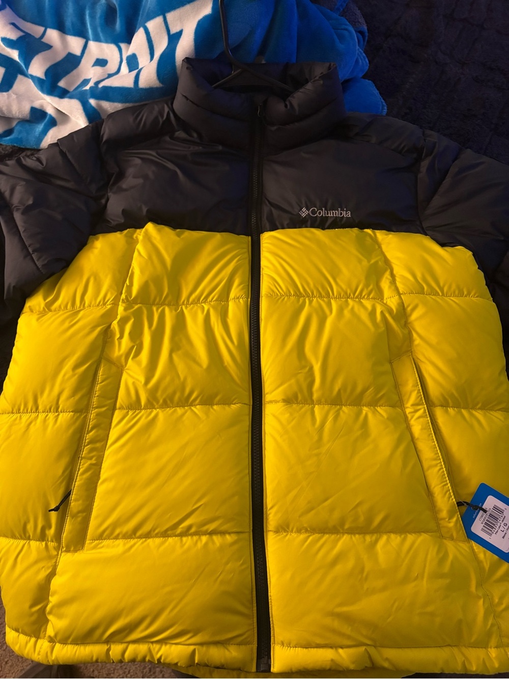 Columbia mens Yellow and Black Puffer Jacket